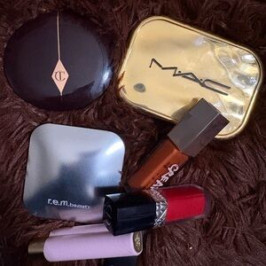 MAC Cosmetics Gold and Black Lipstick Set